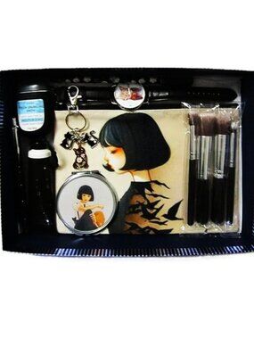 Girl & Cat Watch Cosmetic Bag Brushes Compact Mirror 9 items total NEW